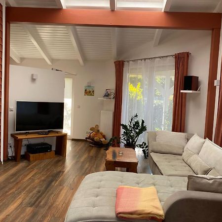 Moderne Ferienwohnung Mit Kamin U Garten Im Eg 100Qm Naehe Weser Und Golfplatz Achim Εξωτερικό φωτογραφία