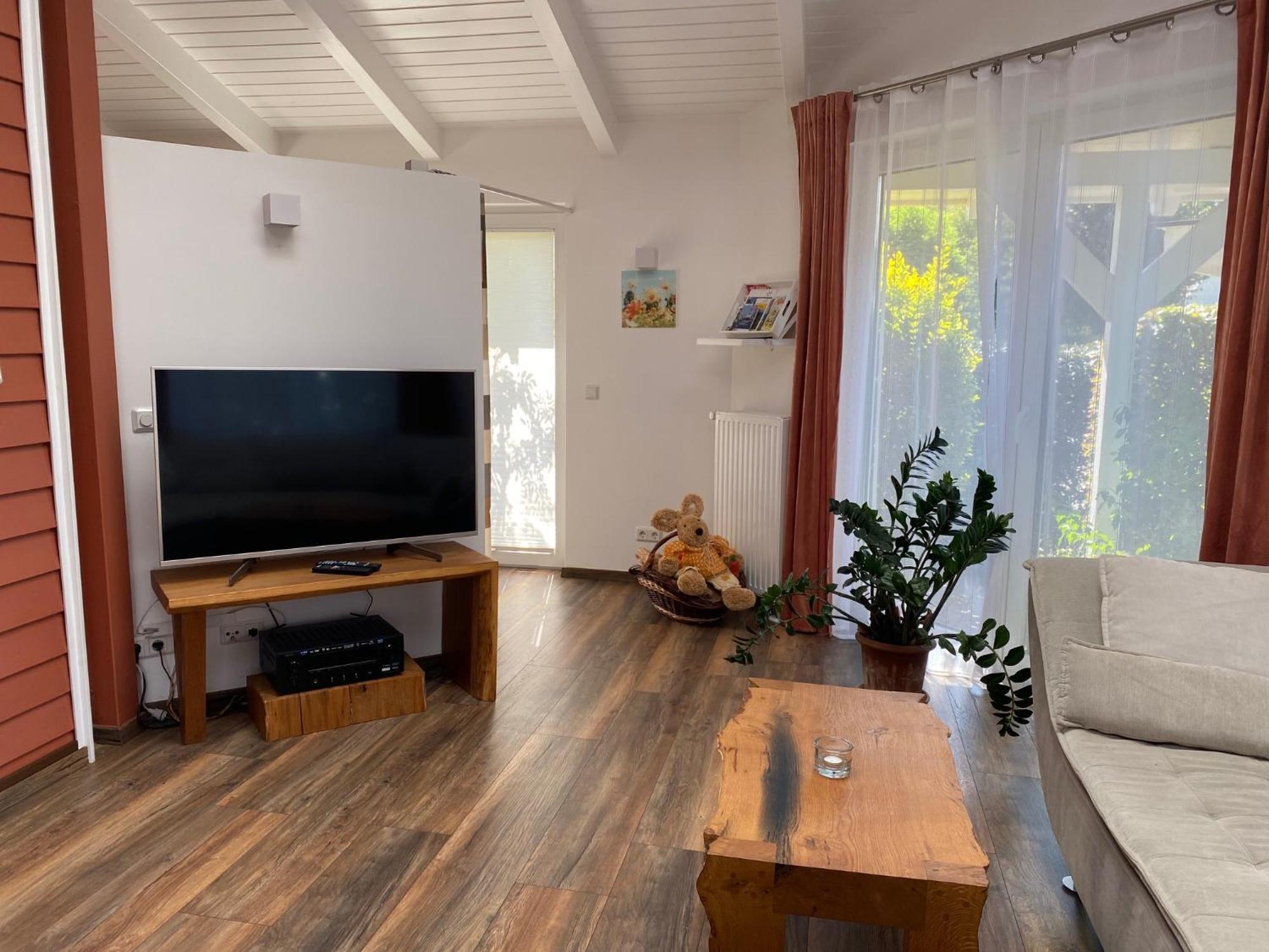 Moderne Ferienwohnung Mit Kamin U Garten Im Eg 100Qm Naehe Weser Und Golfplatz Achim Εξωτερικό φωτογραφία